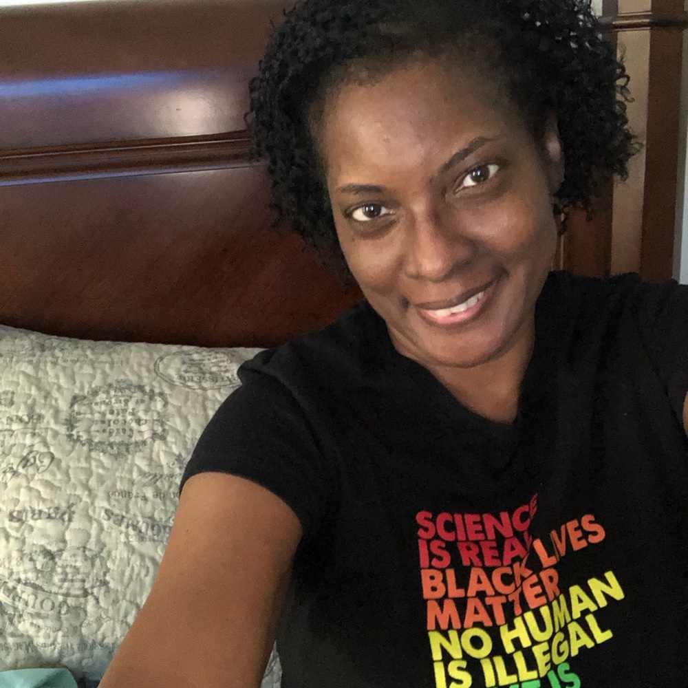 Meet your Posher, Denyse